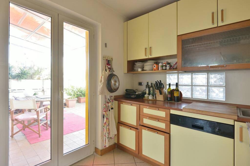 Super Sunny Penthouse With Terrace Apartamento Roma Exterior foto